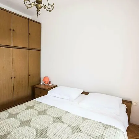 Nice Apt For 8 Persons-close To The Sandy Beaches