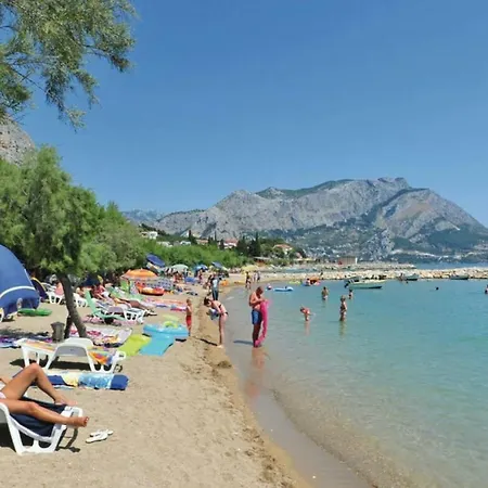 Daire Nice Apt For 8 Persons-close To The Sandy Beaches